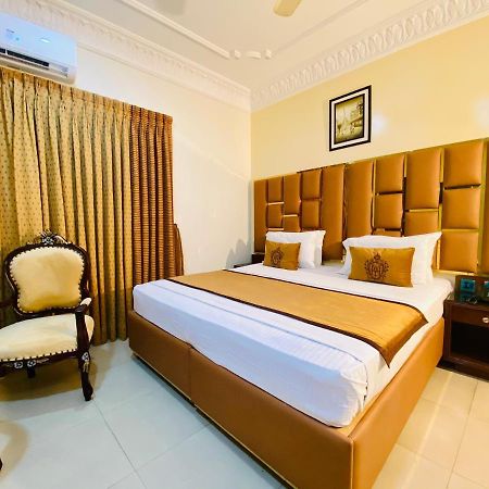 World Inn Hotel Karachi Exterior foto
