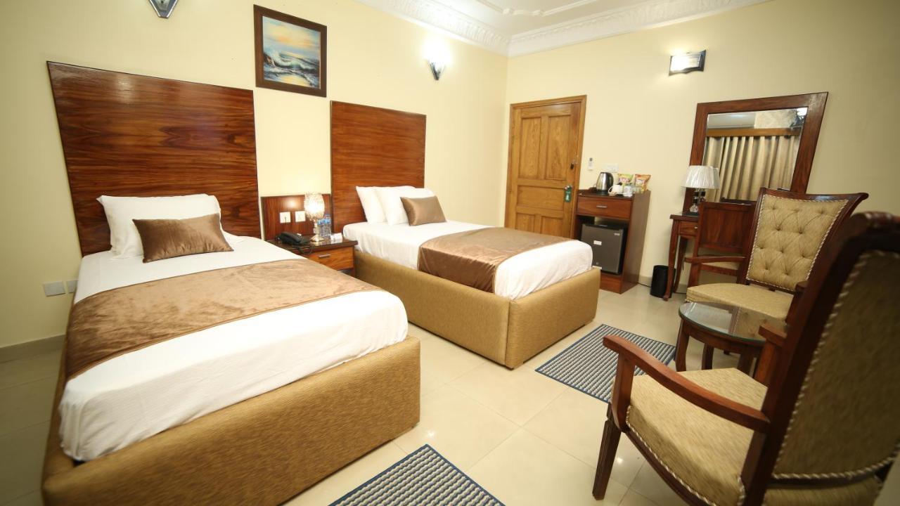 World Inn Hotel Karachi Exterior foto
