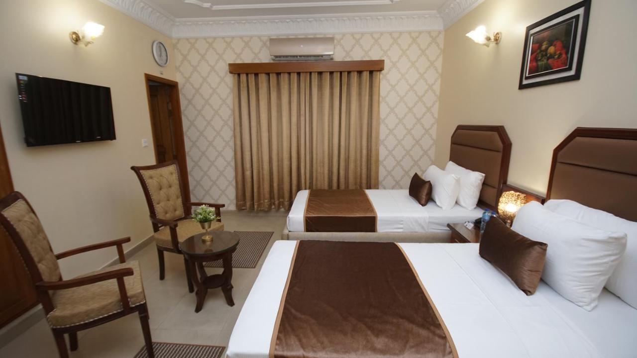 World Inn Hotel Karachi Exterior foto