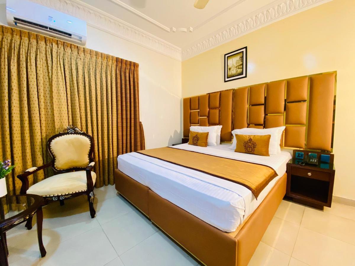 World Inn Hotel Karachi Exterior foto